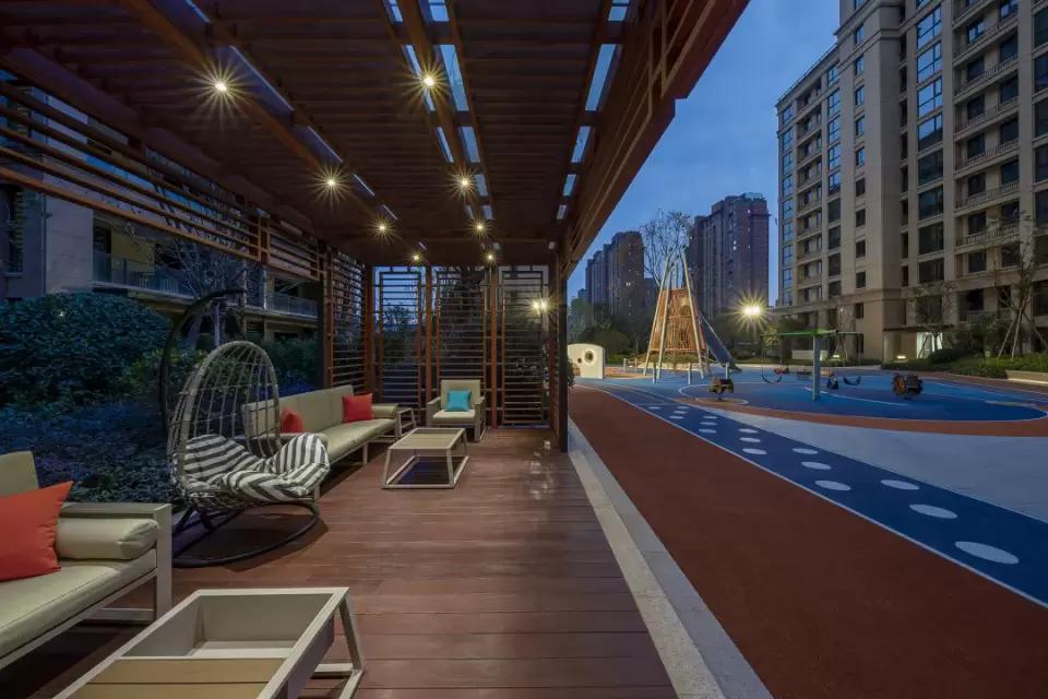 把园林搬进大平层,把园林景观搬进室内