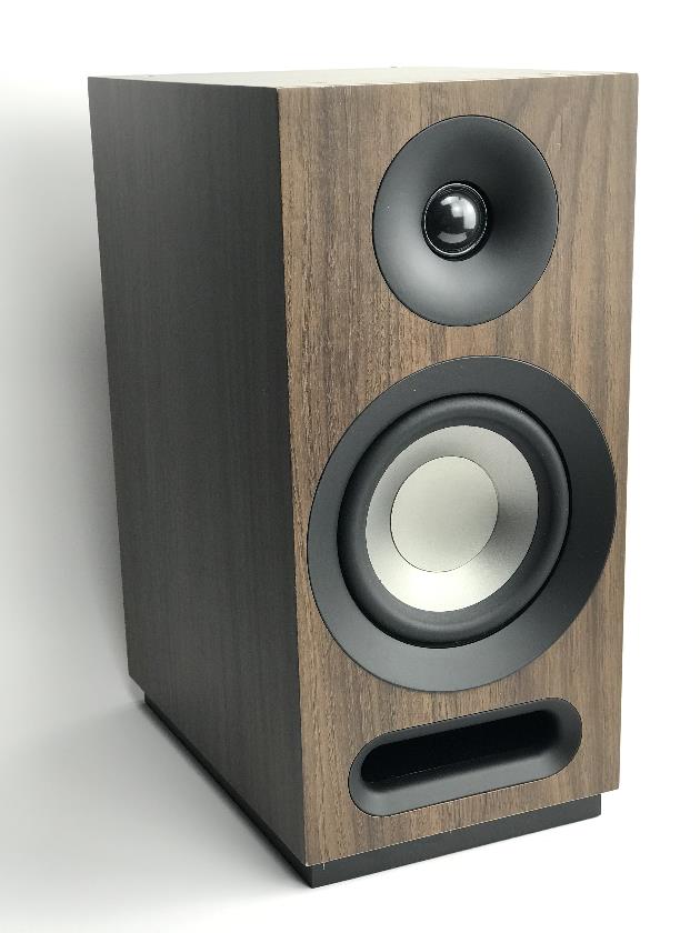 既能唱歌又能看电影的家庭影院,既能家庭影院又能k歌的音响