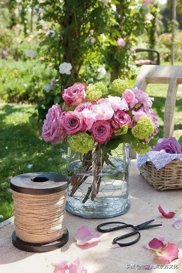 折花逢驿使寄与陇头人的意思,折花逢驿使寄与陇头人谁写的