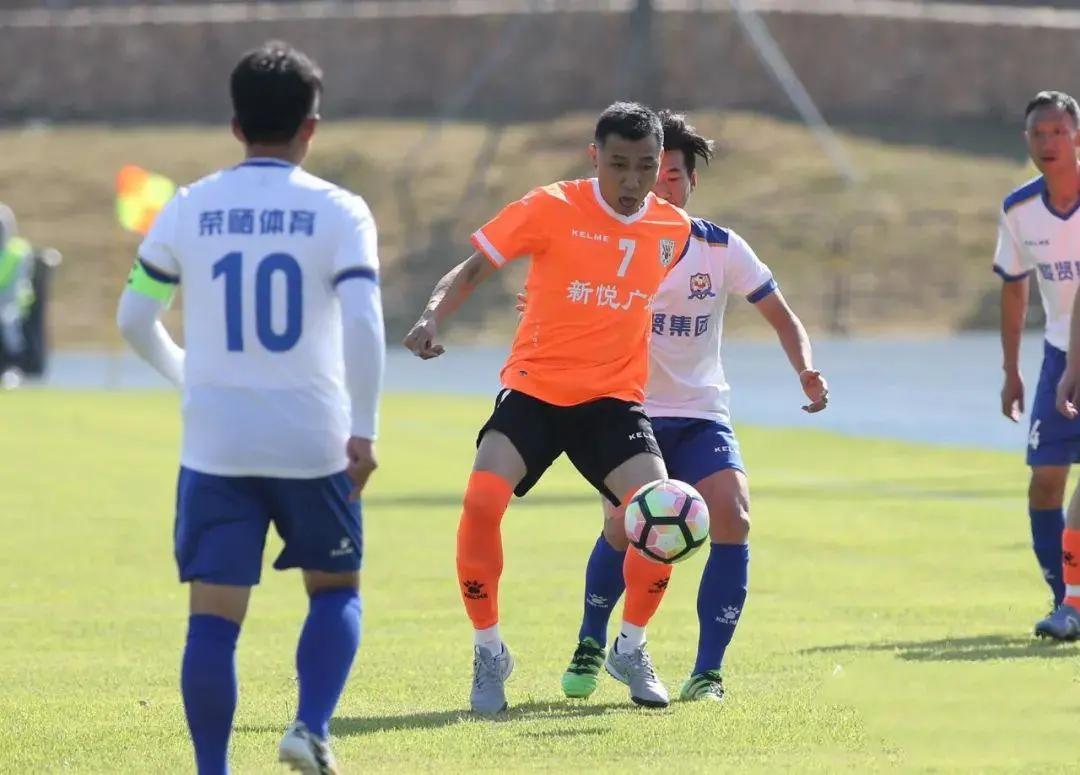 热爱足球不分年龄,足球各年龄段的特点和指导要点