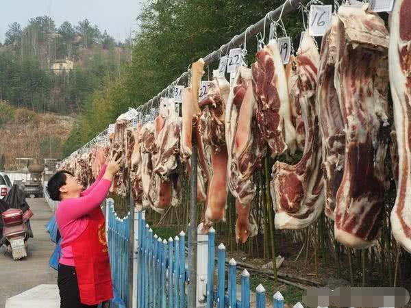 腊肉不香还“发臭”,只因腌肉时3个错误做法，不注意腊肉白做了
