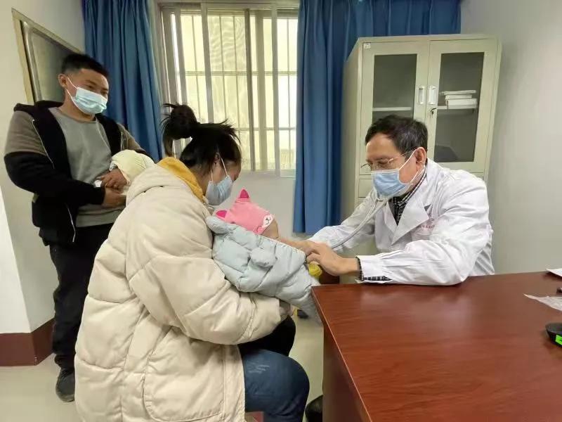 医院特色门诊服务为患者提供方便,医院内部的门诊便民服务中心