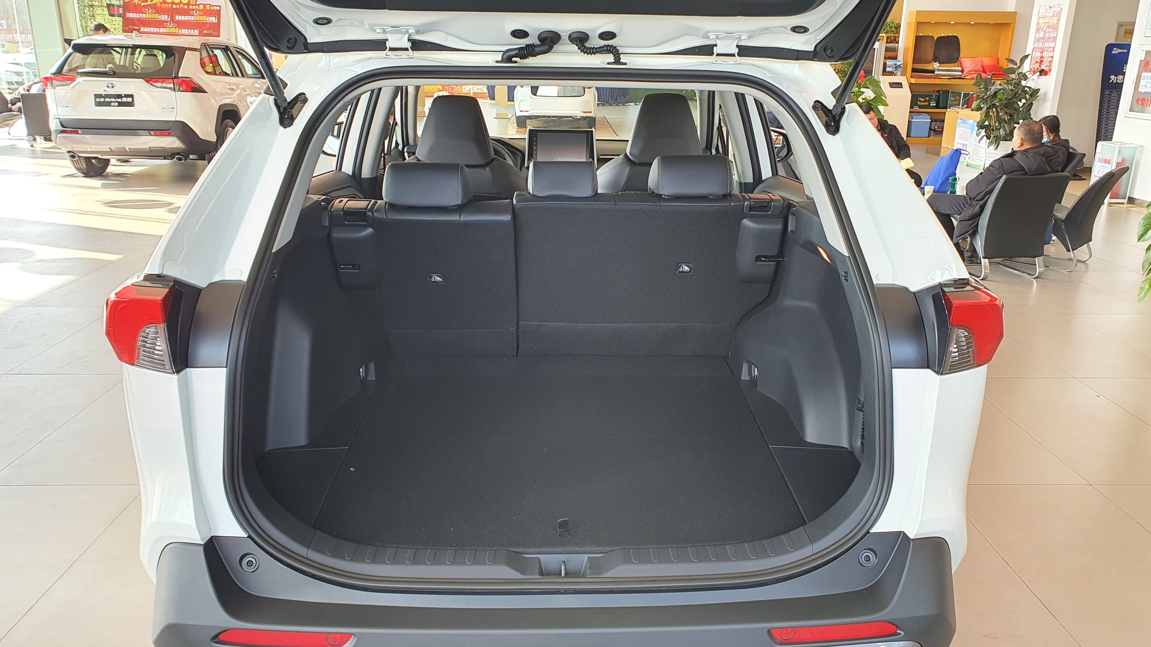 丰田荣放买什么配置性价比高,丰田荣放三大件怎么样