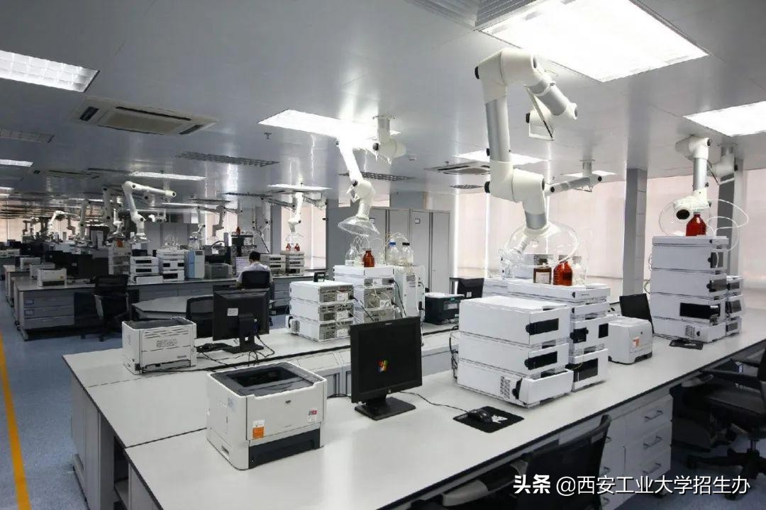 高考志愿选择哪些专业就业前景好,报志愿热门专业及就业前景