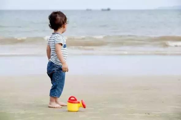 疑似自闭症忌口食物一览表,自闭症宝宝不耐受的食品有哪些