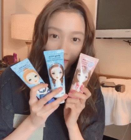 世界顶级手模出镜一次赚4万 (世界最漂亮手模)