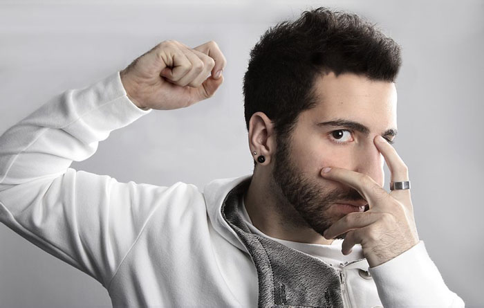 ps如何将人物逼真融入其他照片中,ps人物合成照片