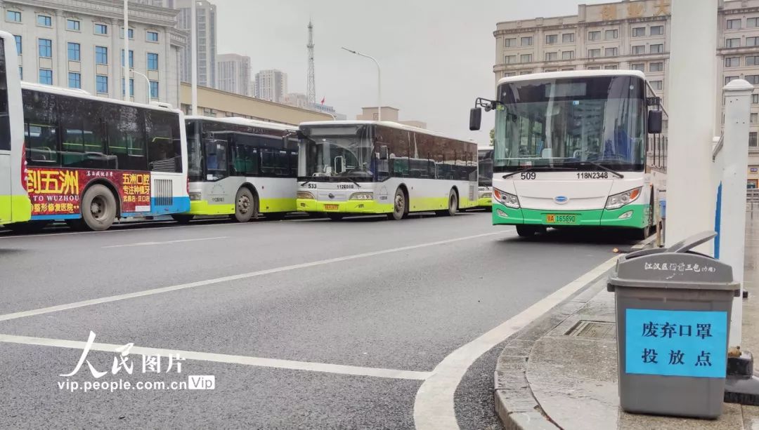 战疫中的40个瞬间,战疫二十四小时纪录片感悟