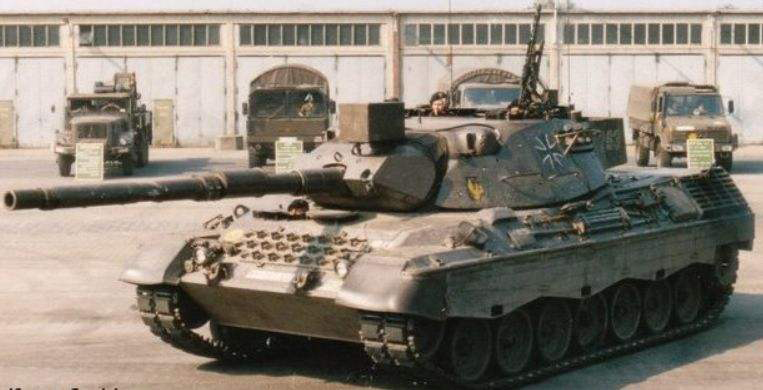 装甲无用论博文,装甲无用论谁提出来的