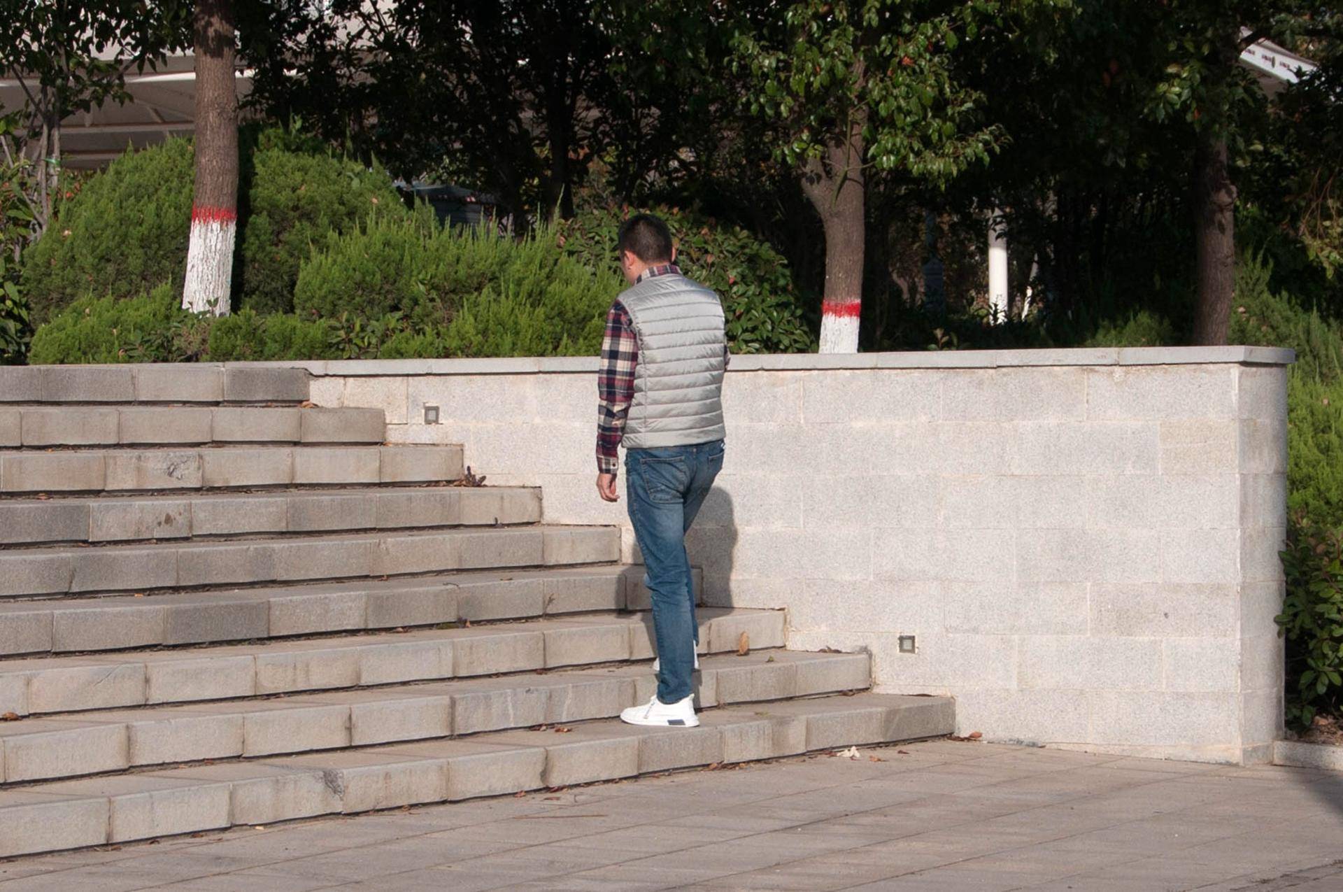 超保暖羽绒棉马甲红色,品牌加厚羽绒马甲含绒量90以上