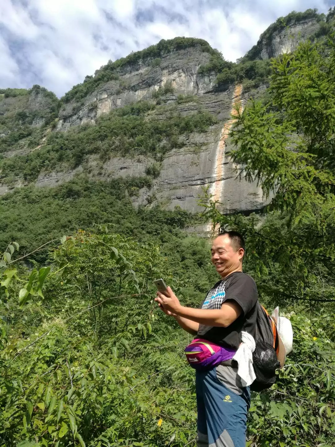 西漂湾瀑布群,建始西漂湾瀑布群