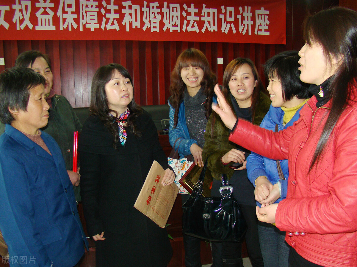 妻子私自流产丈夫能起诉离婚吗,妻子不想生孩子丈夫提离婚完整版