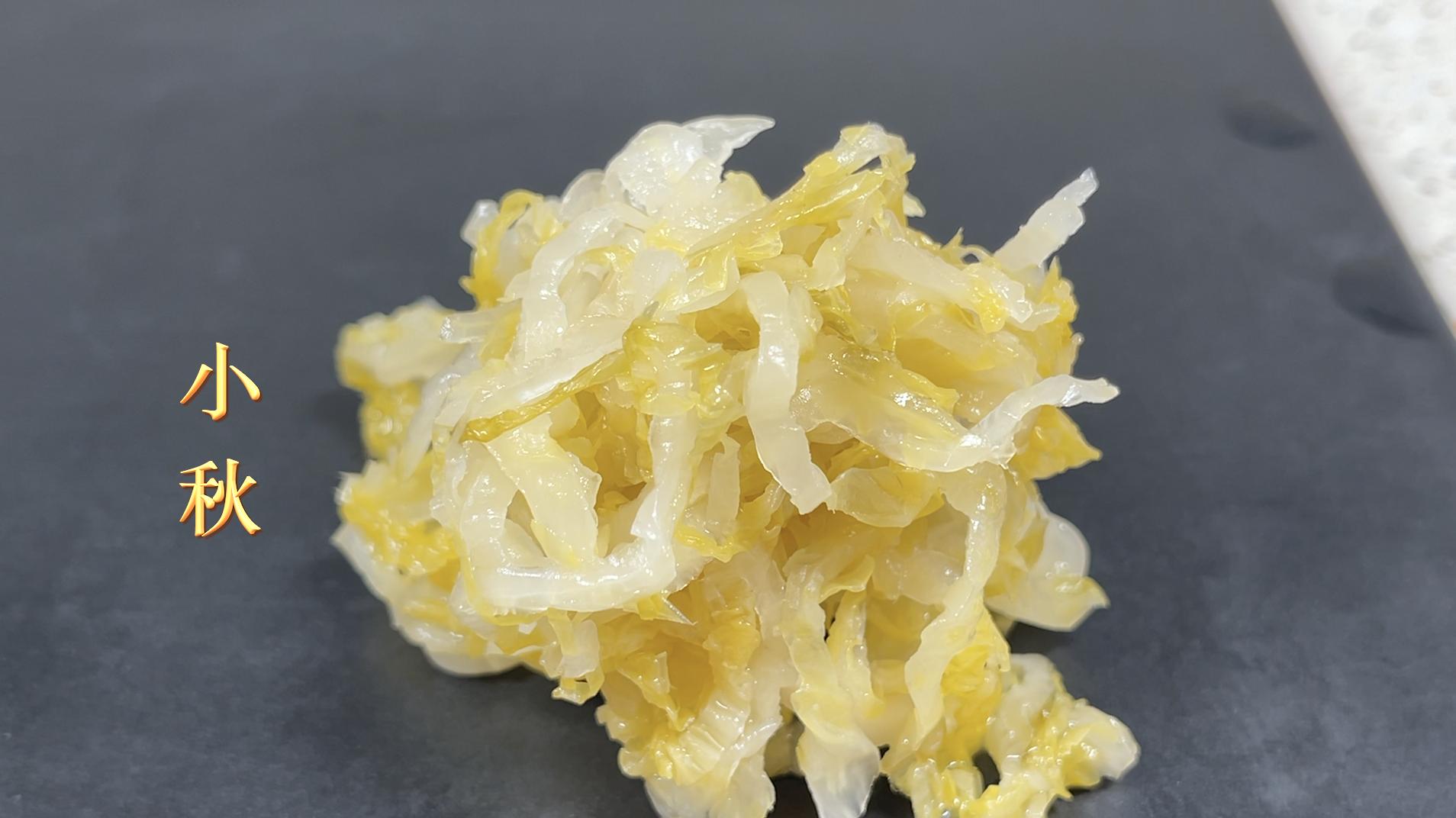 2放2不沾，腌出来的酸菜不烂不长白噗，又酸又脆，吃一冬天没问题