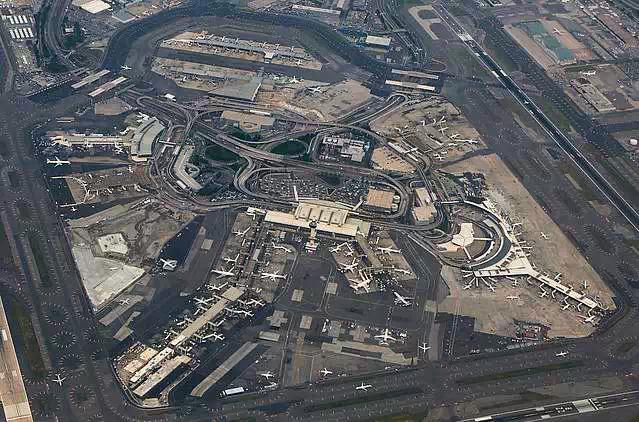 航空百科｜这哪里是机场，是立交桥吧