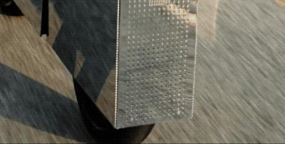 一辆能“隐身”的摩托，停路边贼都找不到