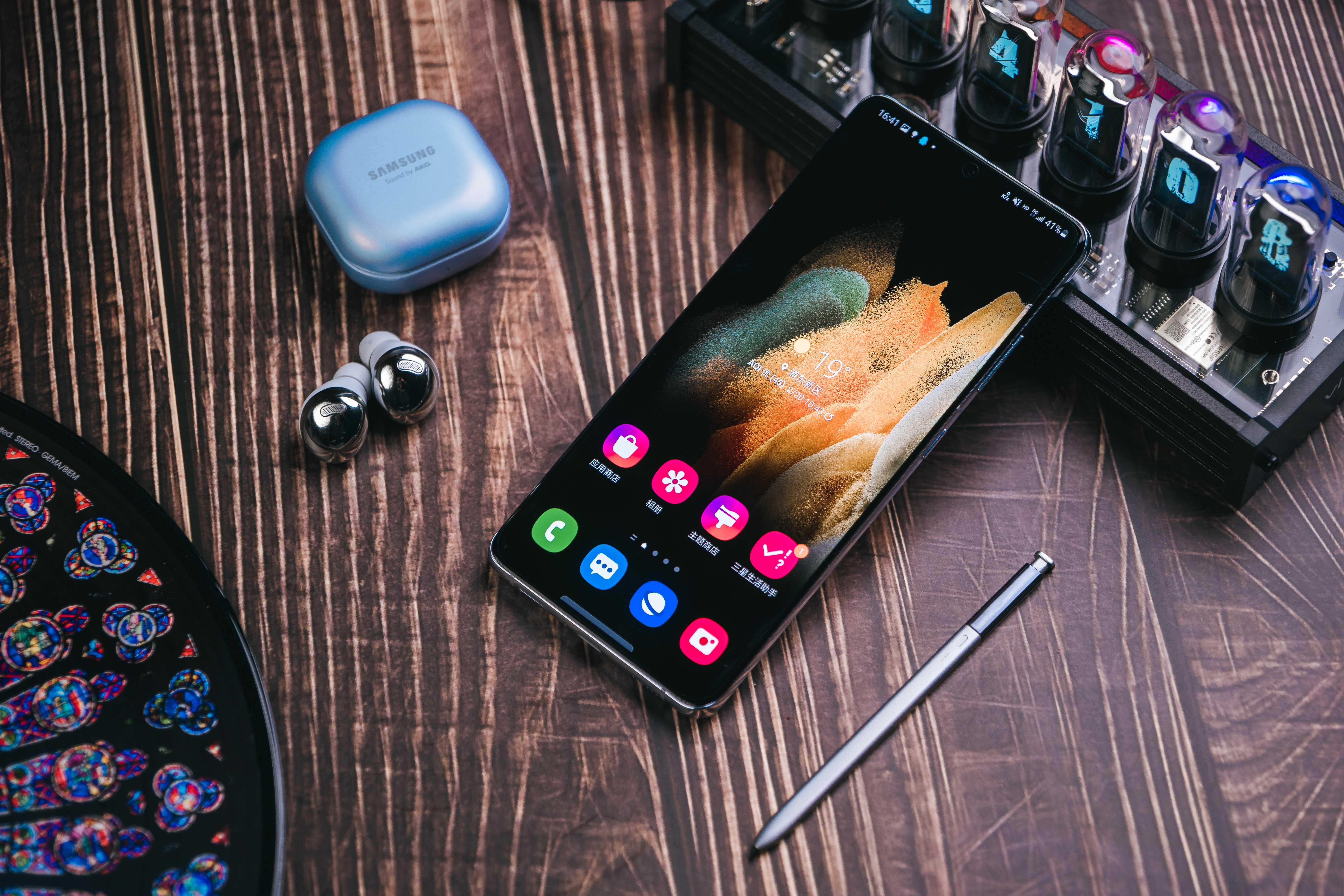 涓夋槦galaxys21ultra璇勬祴瑙嗛,涓夋槦galaxys22缁埅灏忕櫧娴嬭瘎