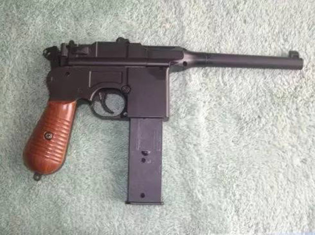 驳壳枪是被淘汰的军枪吗,驳壳枪现在中国还有多少