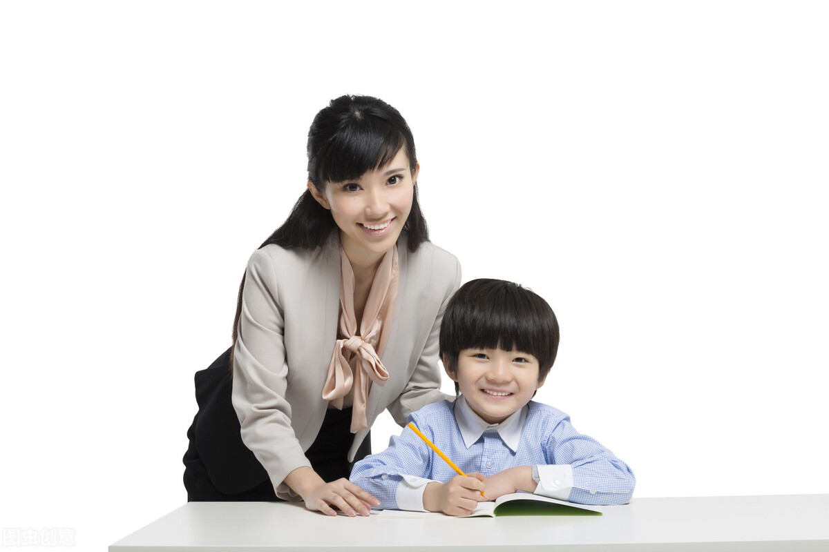 如何改正小学生做题不仔细的习惯,怎么纠正一二年级孩子做题不认真