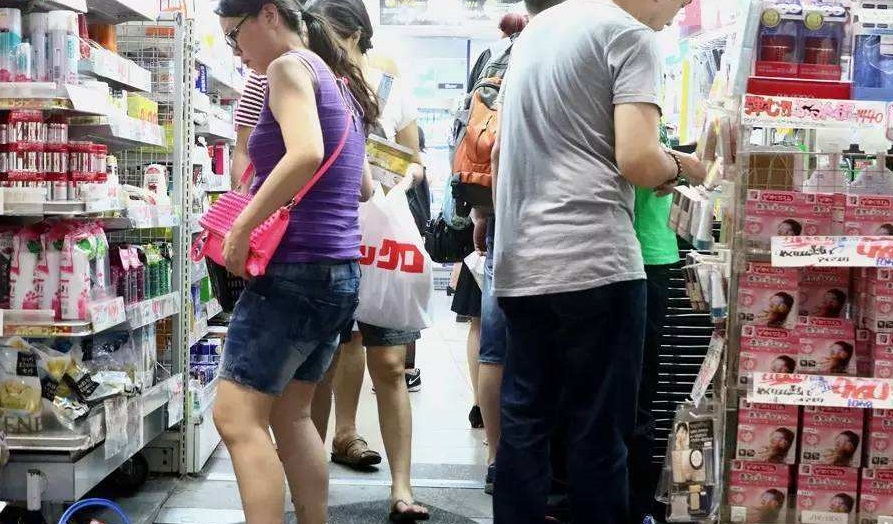 明亏暗赚的意义,明赚暗亏的生意