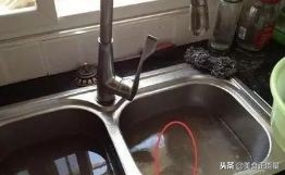 下水道被油污堵了怎么办,下水管被油污堵了怎么通