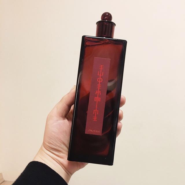 补水收毛孔化妆水,化妆水保湿补水美白淡斑