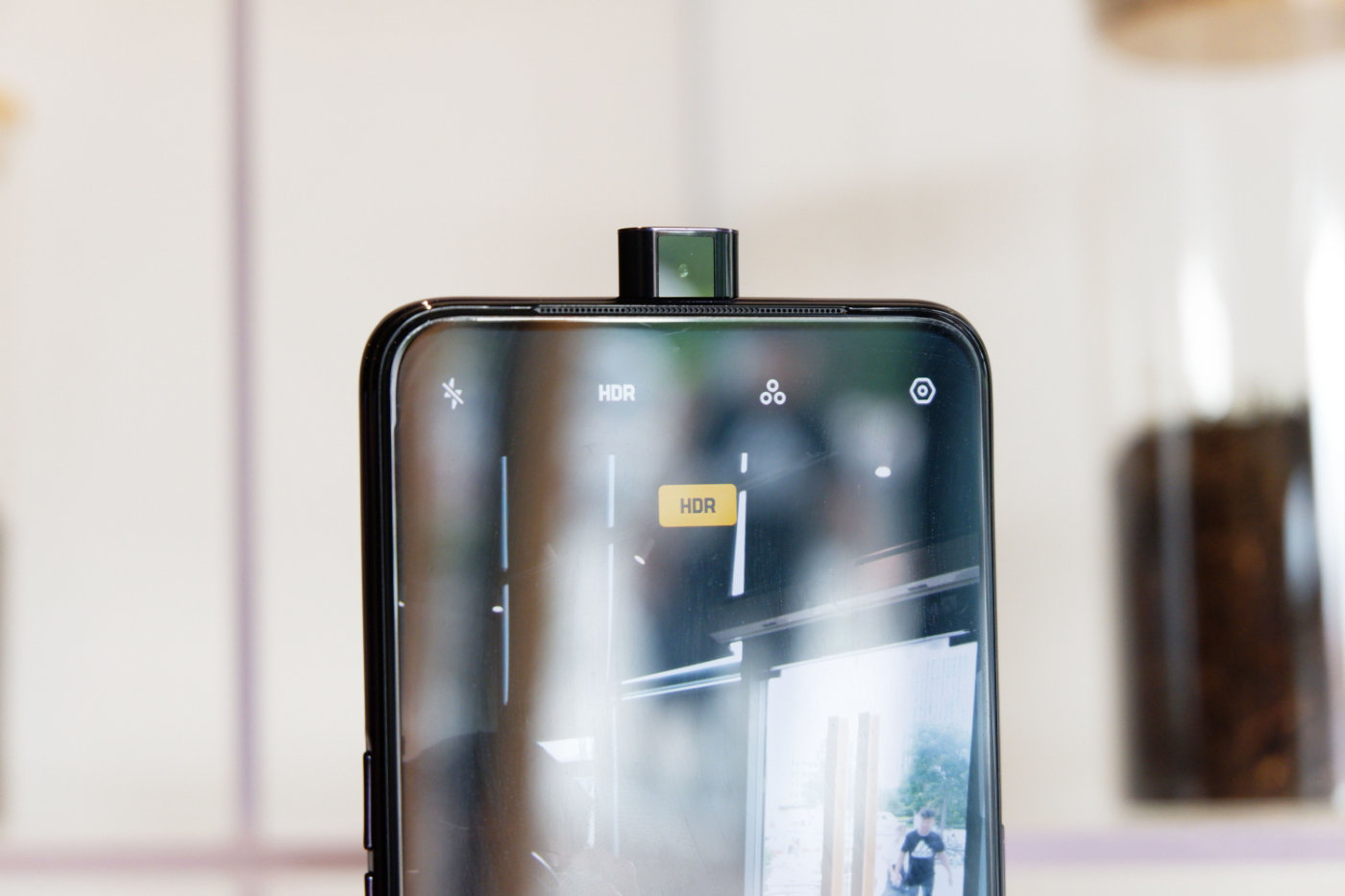 realmex青春版和x参数,realmex发布价是多少