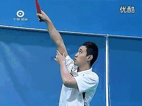 羽毛球高远球的打法和技巧,羽毛球高远球教学视频惠教授