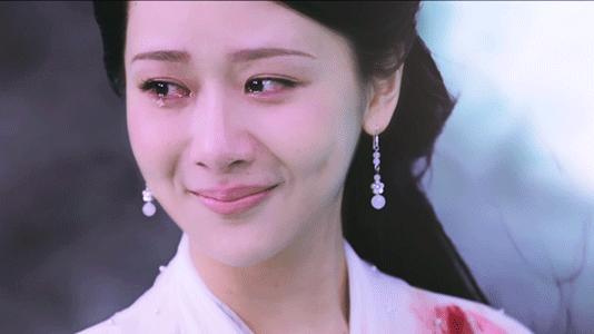 有野心的女人，欲望从不表现在身体上！