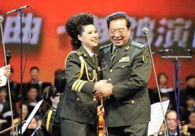 唱歌低音发虚没声音怎么解决,歌唱低音唱不准高音反而没问题