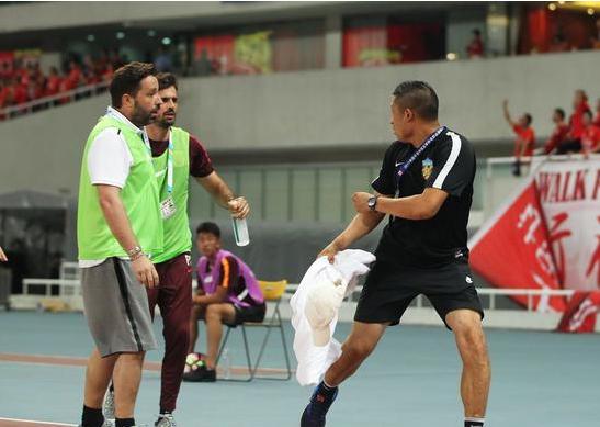 鏉庨搧鑷存瓑鐞冪瀹屾暣,鐞冪璇勪环鏉庨搧浜嬩欢