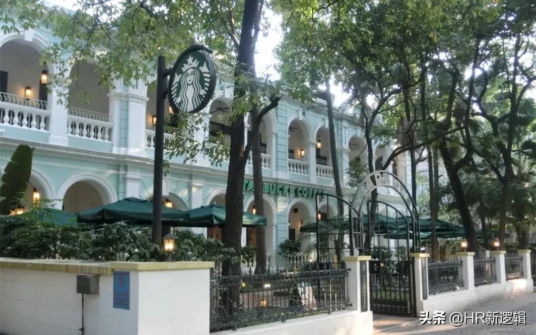 为什么挖不走星巴克的员工,为什么星巴克的员工都很年轻