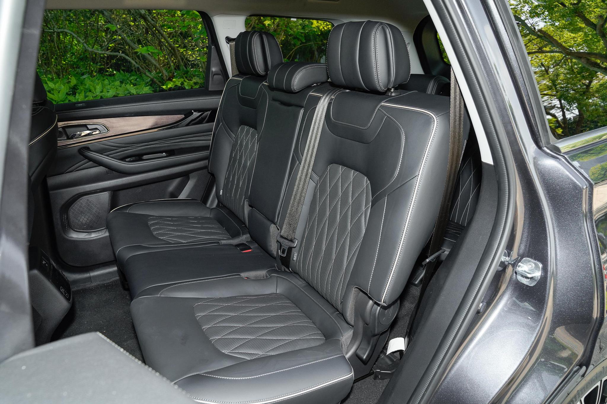 20万左右买中大型SUV，这3款是首选，2.0T配四驱，家用自驾两不误