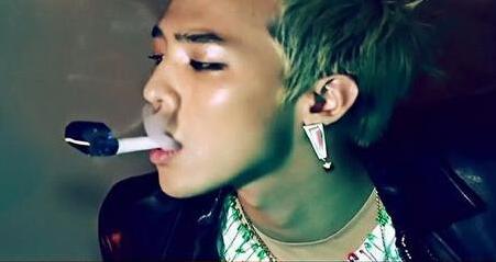 知名艺人吸毒案详情,知名艺人涉嫌吸毒被抓公司回应