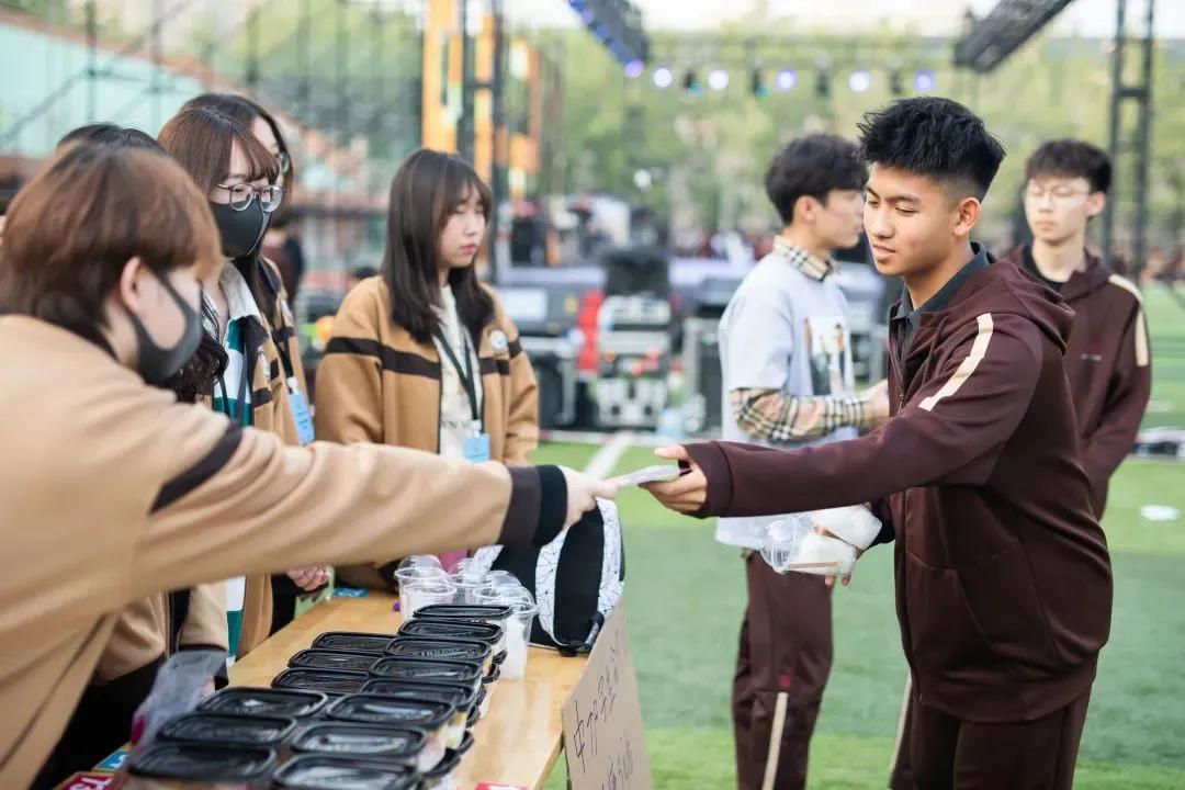 天津英华国际学校音乐节天天向上,天津英华音乐节完整版