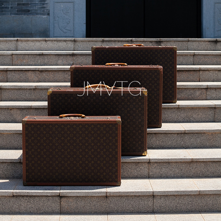 买中古包的时候在想什么,值得买的便宜中古包