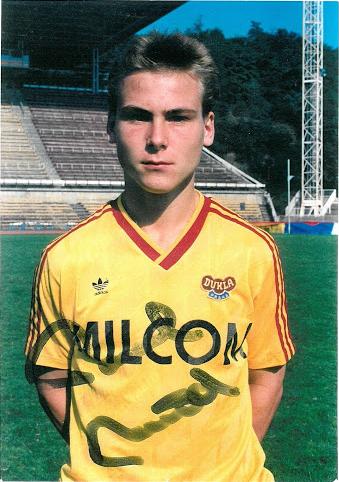 让尤文球迷忘记齐达内的“金发铁人”，“布拉德皮特”成忠诚象征