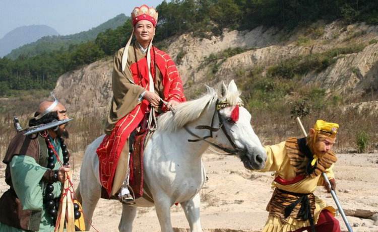 白龙马惨死在哪,白龙马死后尸骨去哪了