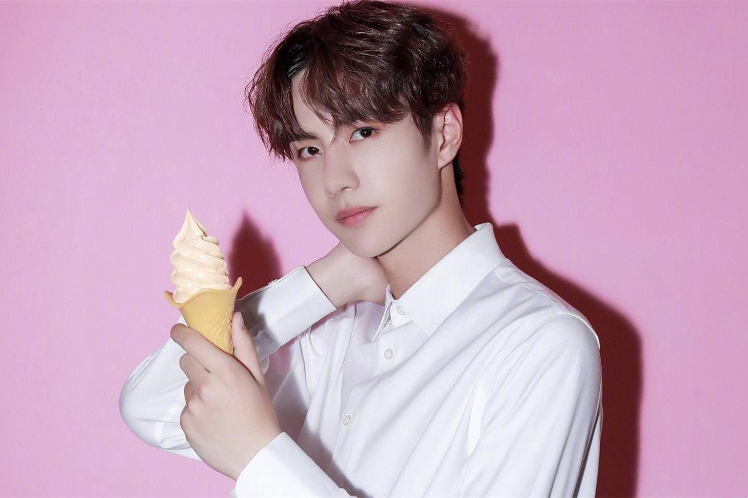 从“腐女文化”到“男色经济”，是资本扭曲了文化