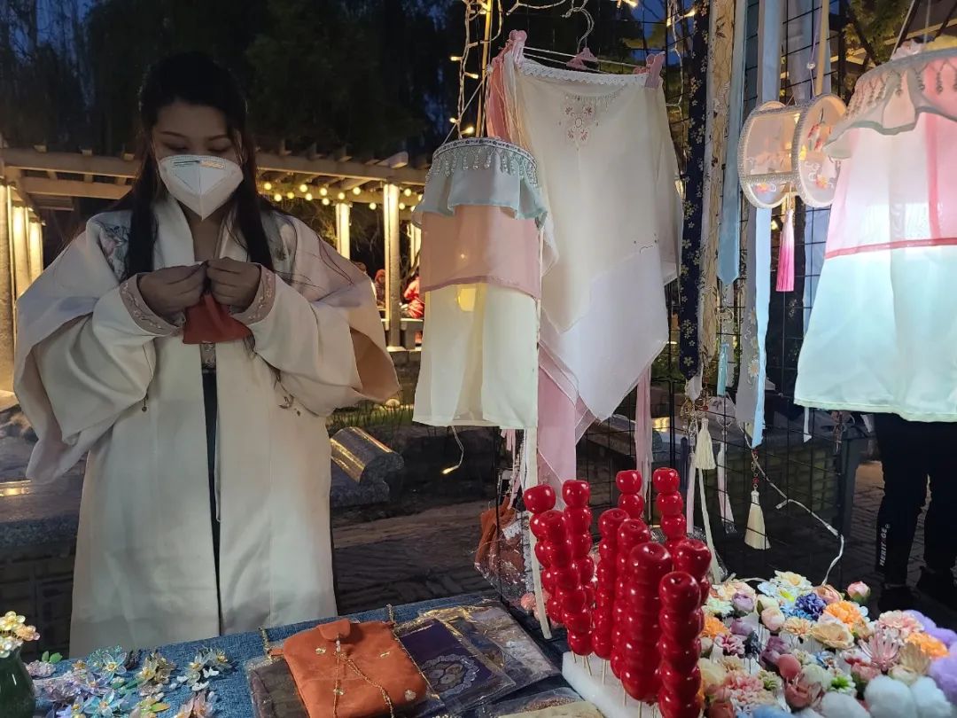 文创好物层出不穷，济南最文艺的宝藏夜市又回来啦！