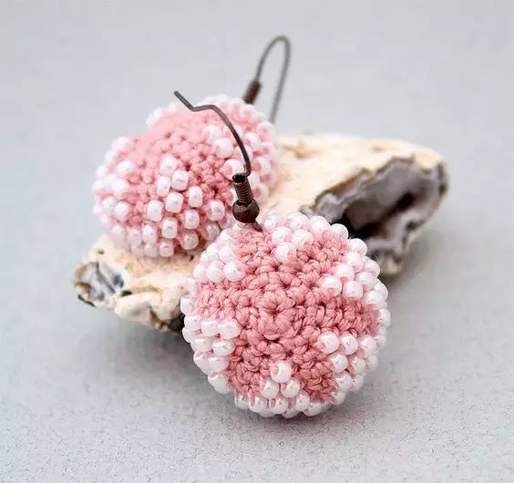 手工钩针编织饰品附图解,钩针编织小饰品图解