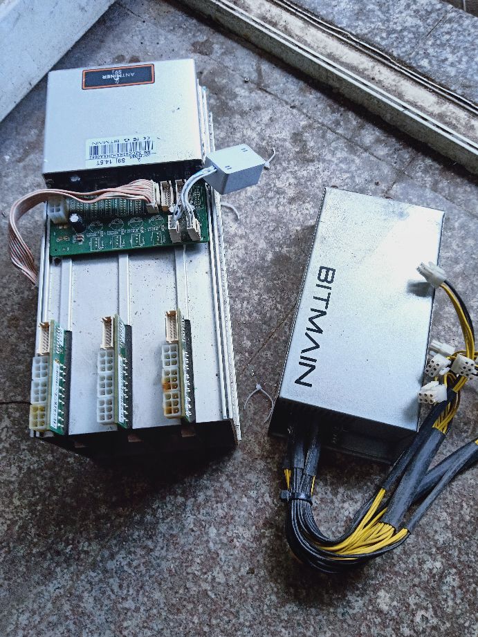 苦命的逼特逼机器