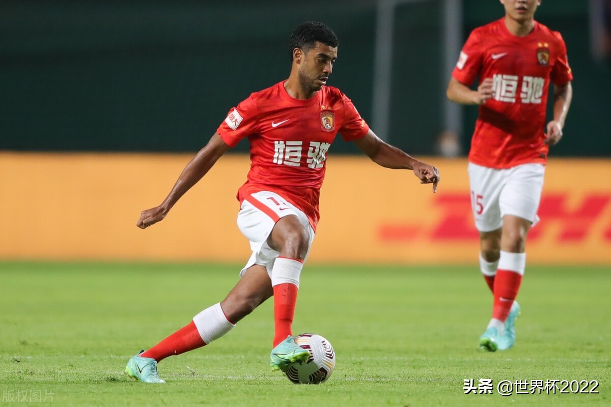 米卢国足前锋,国足第一中锋图片