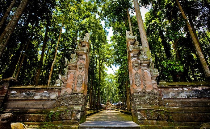 巴厘岛酒店住宿推荐,巴厘岛住宿酒店价格推荐