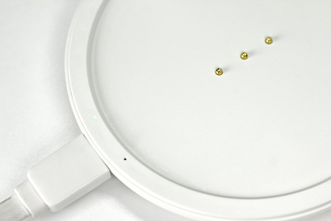 yeelight无线充电夜灯拆解,拆解cyansky手电筒