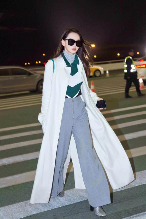 穿了这么多年裤子，一年四季都喜欢“阔腿裤”，立志穿出花来