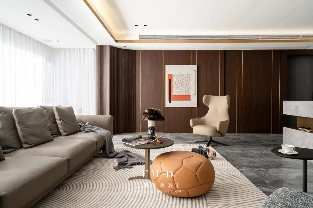 房子装护墙板哪种更好看,卧室里面装护墙板有没有这个必要