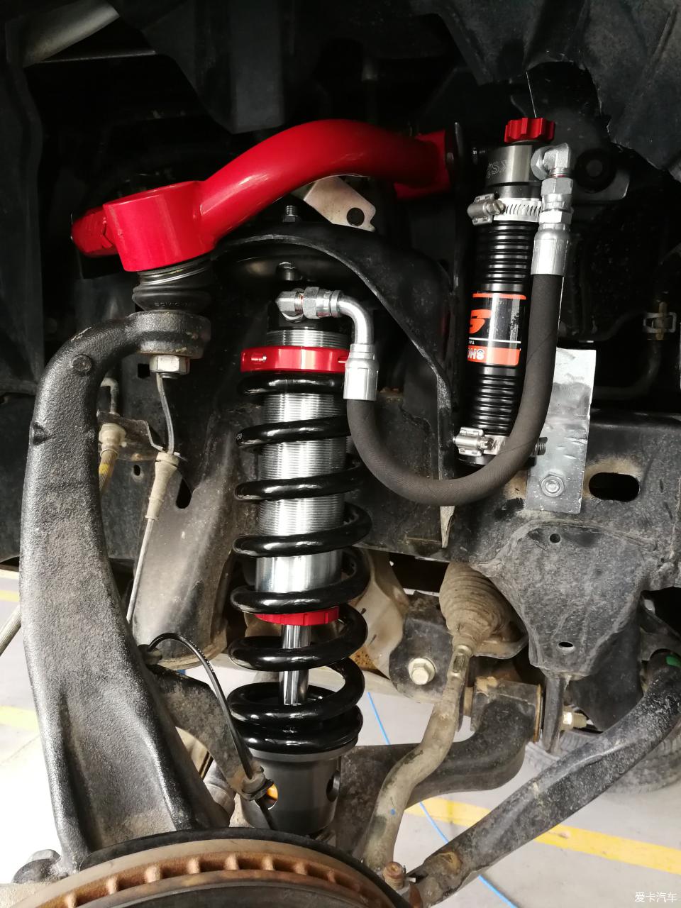 途达2021款2.5t柴油版越野视频,2021款途达四驱七座越野视频