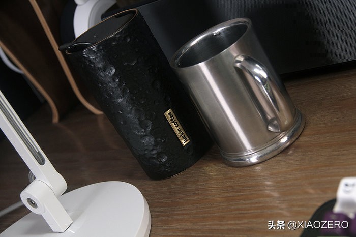 没有什么桌面几点零,折腾不止的电脑桌面好物分享