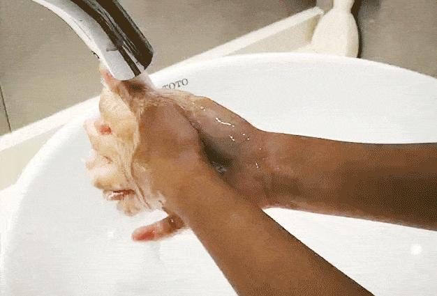 手部干燥开裂？秋冬保湿护肤别只顾脸忘了手！细嫩光滑不离手