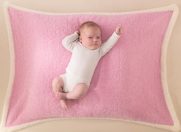 宝宝身体软是脑瘫的表现吗?抱宝宝时需要注意什么